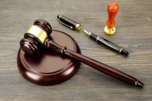 الخدمات القانونية خدمات قانونية في الإمارات استشارة محامي مكتب الاستشارات القانونية مستشار قانوني في الامارات