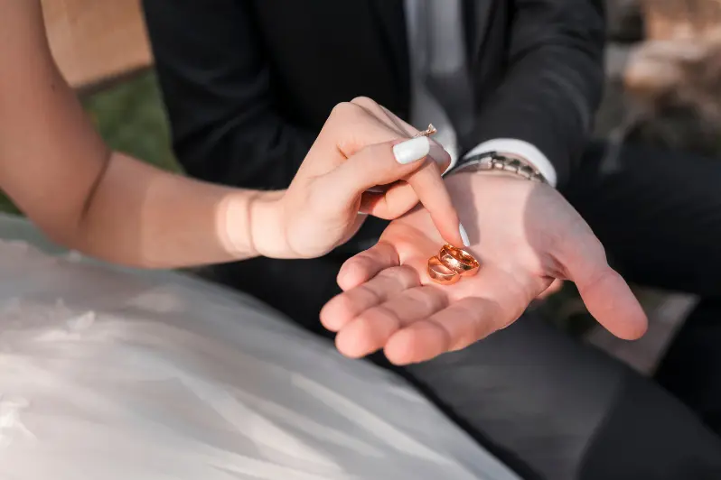 منحة الزواج في الإمارات [كل ما تحتاج لمعرفته للحصول عليها]