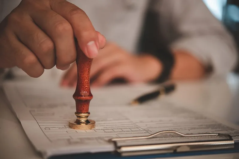 العقود الصورية بين الصياغة القانونية والإرادة الحقيقية حسب القانون في دولة الإمارات